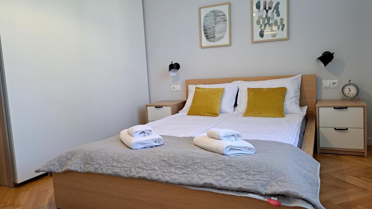Miedzy Jeziorami Apartment